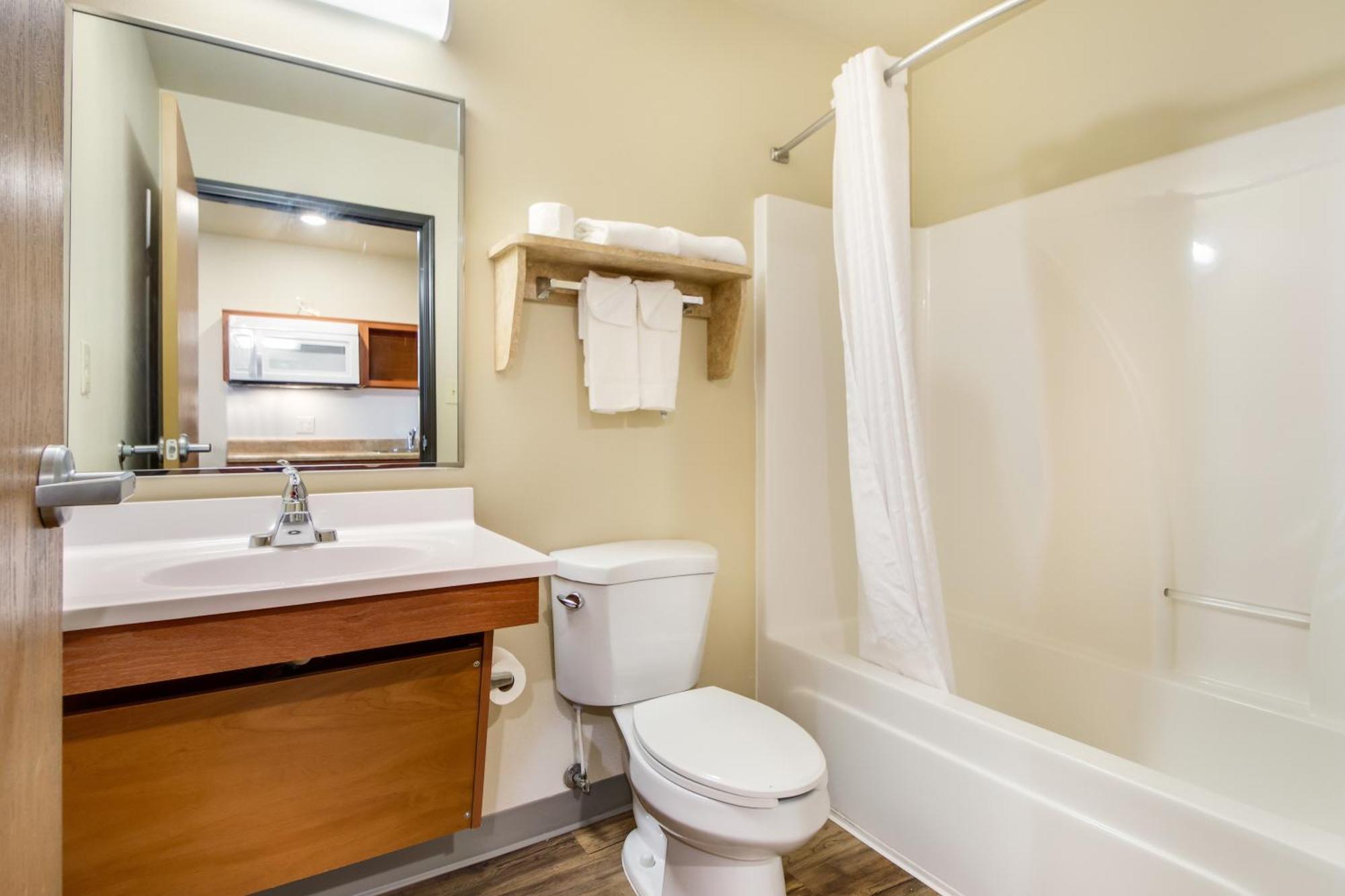 Econo Lodge Burlington Dış mekan fotoğraf