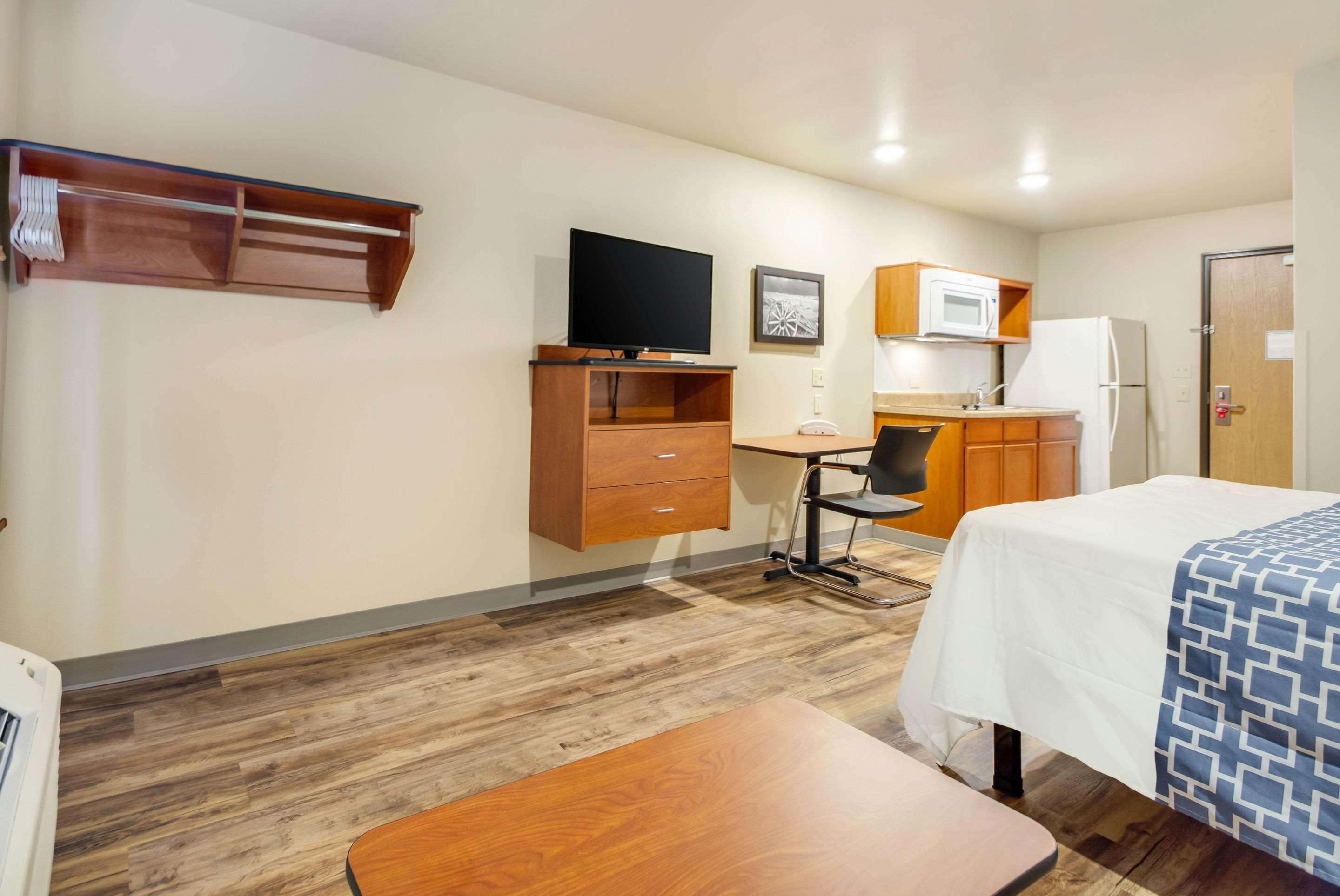 Econo Lodge Burlington Dış mekan fotoğraf