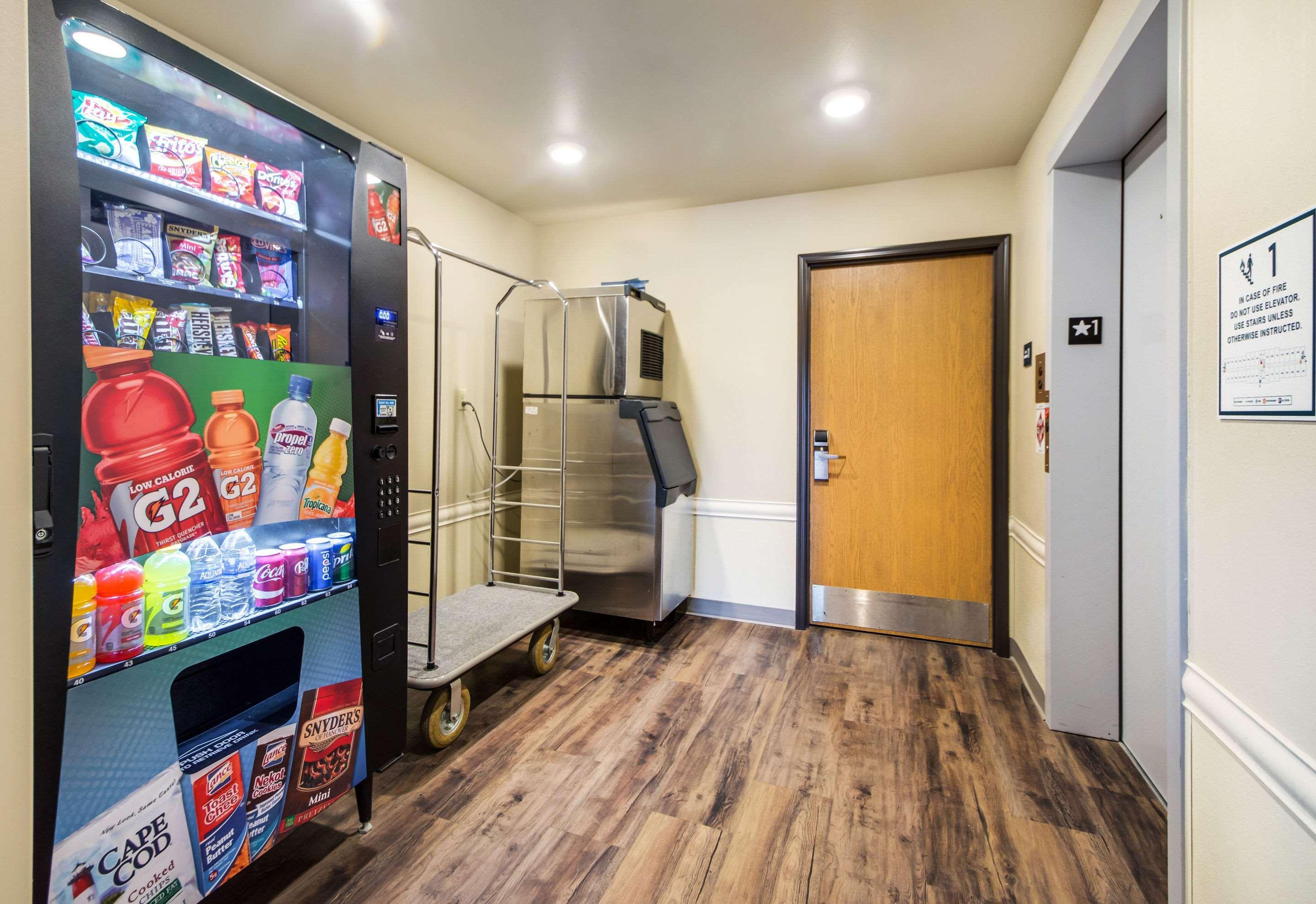 Econo Lodge Burlington Dış mekan fotoğraf