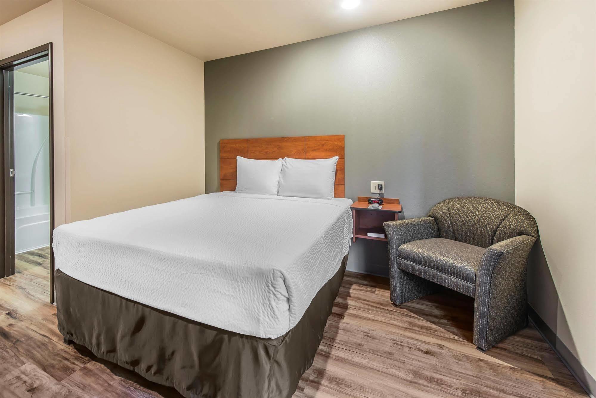 Econo Lodge Burlington Dış mekan fotoğraf